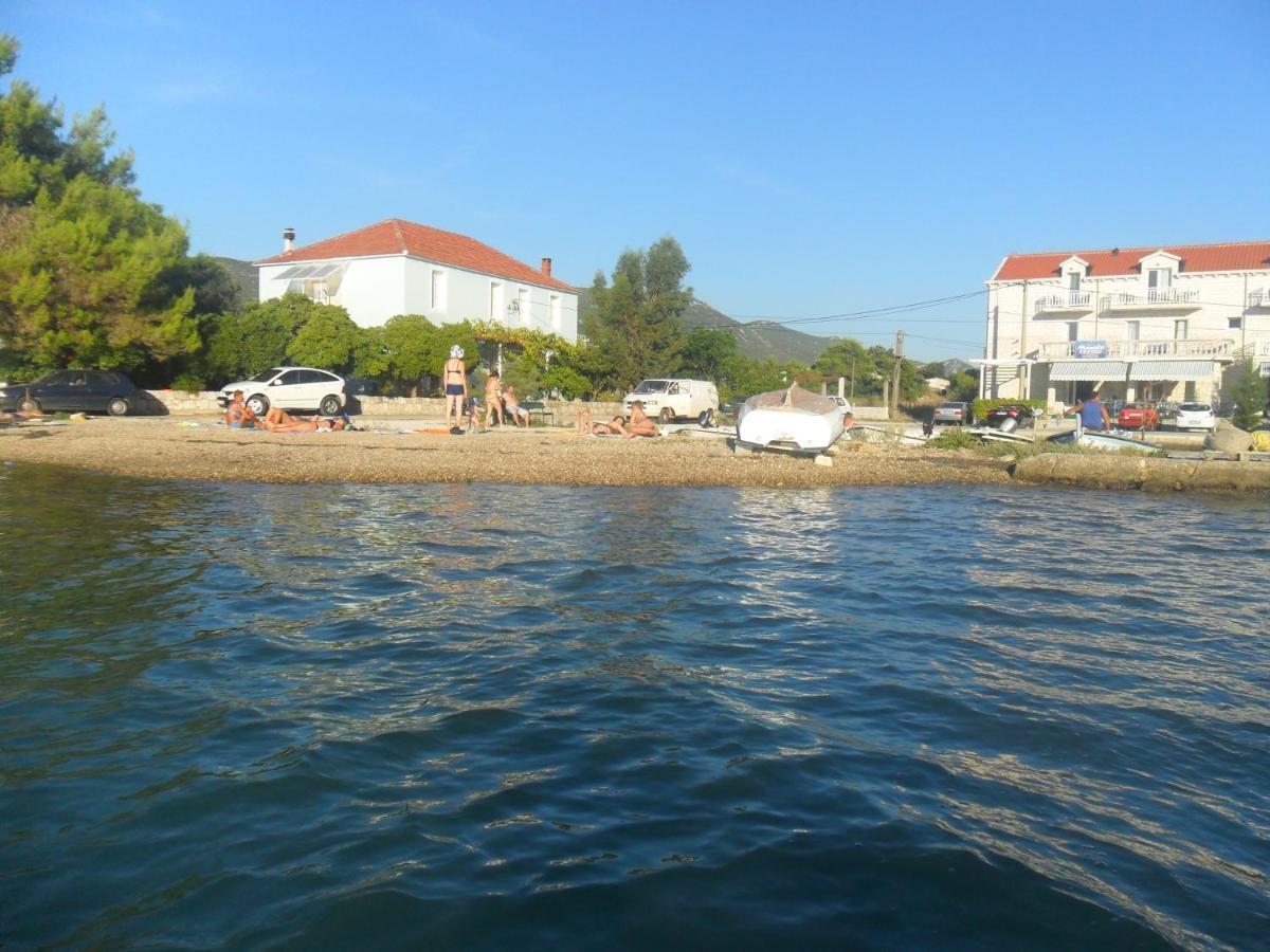 Villa Menalo Hodilje Exterior foto